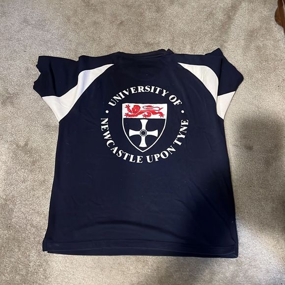 University of Newcastle upon Tyne T-shirt - Picture 2 of 5